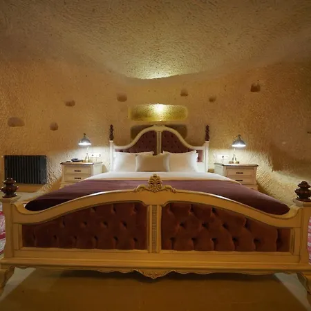 Hotel Maya Cave