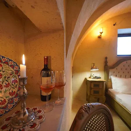 Maya Cave Hotel 3*
