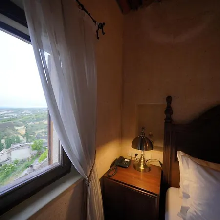 Maya Cave 4*