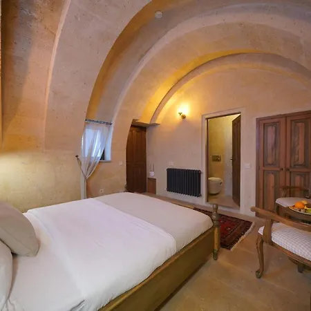 Maya Cave 4*