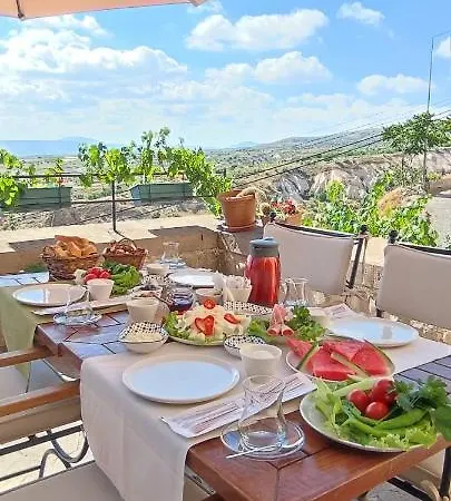 Hotel Maya Cave 3*