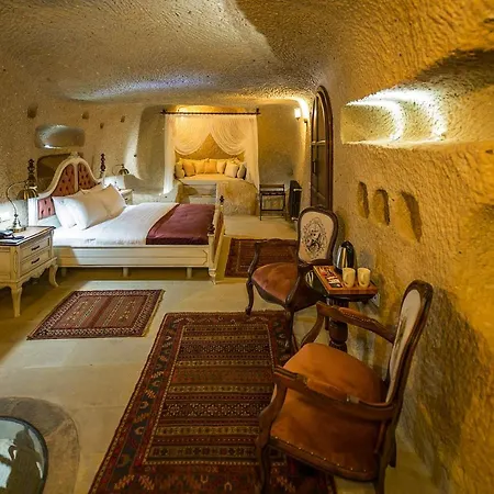 Maya Cave Uchisar