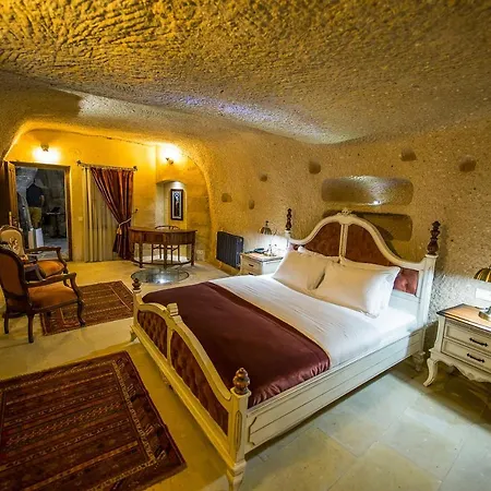 Hotel Maya Cave 3*