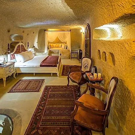 Maya Cave Hotel 4*