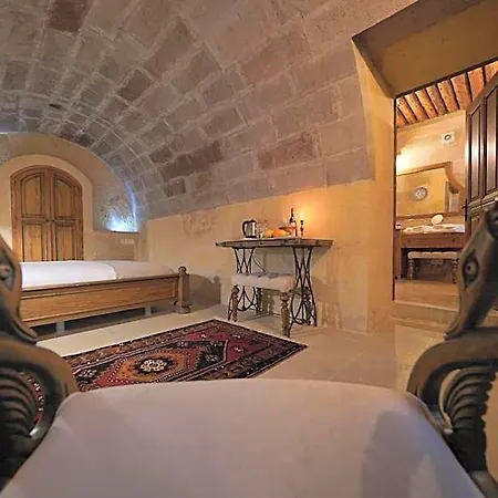 Maya Cave 4*