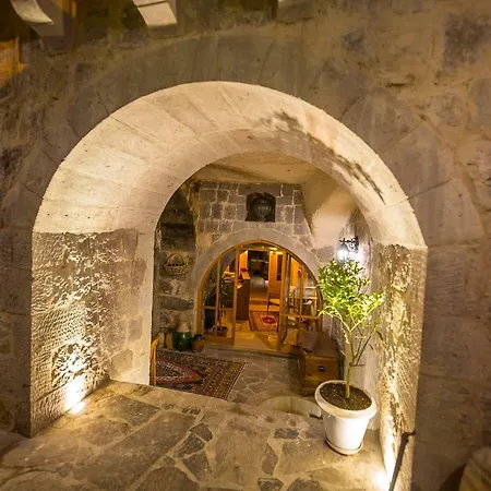 Maya Cave Uchisar